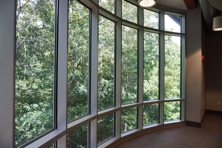 More Photos Of 6880 Perry Creek Rd, Raleigh Office For Lease