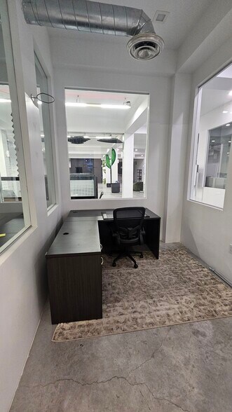 More Photos Of 161-163 NE 24th St, Miami Office For Lease