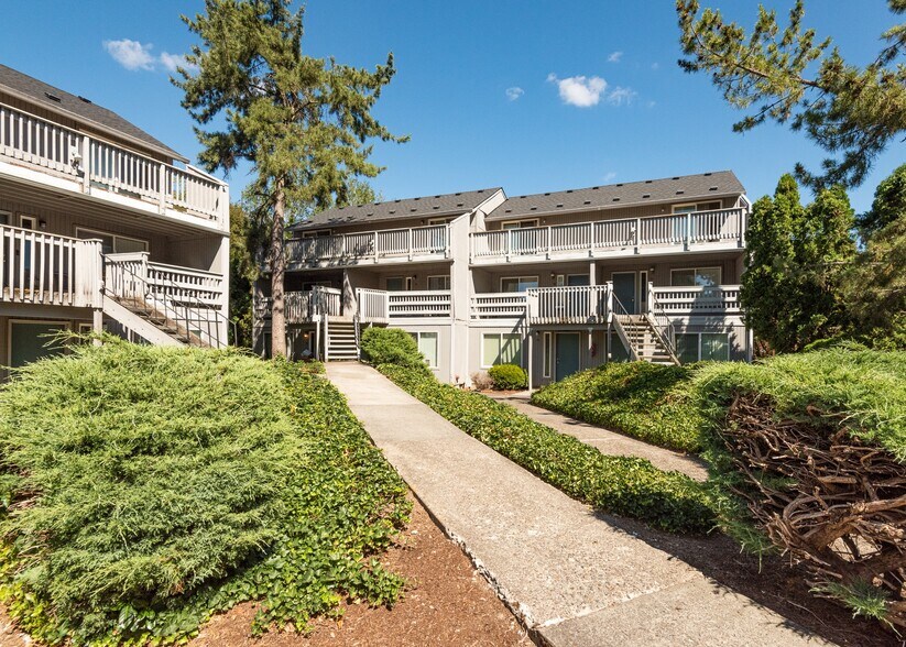 More Photos Of 9350 SW Hall Blvd, Tigard Apartments For Sale