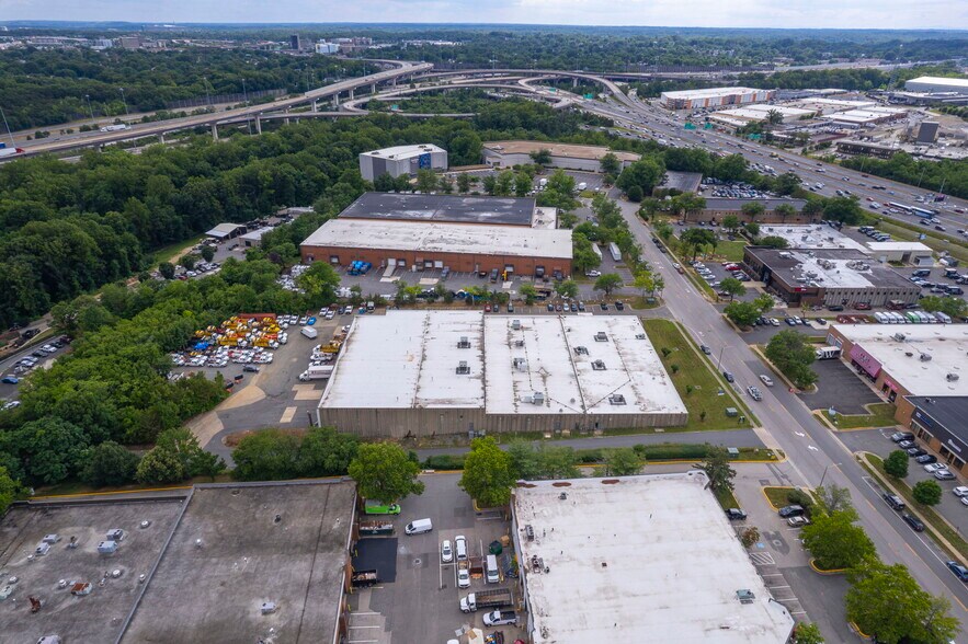 More Photos Of 5731 General Washington Dr, Alexandria Distribution For Sale