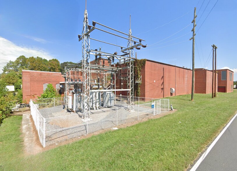 More Photos Of 564 S Grove Street Ext, Lincolnton Manufacturing For Sale