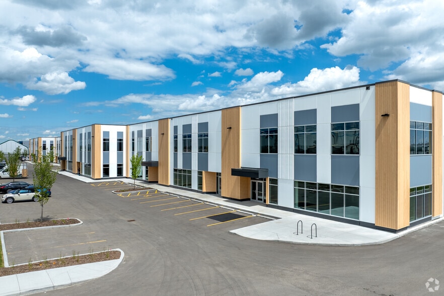 Primary Photo Of 10300 68 St SE, Calgary Warehouse For Sale