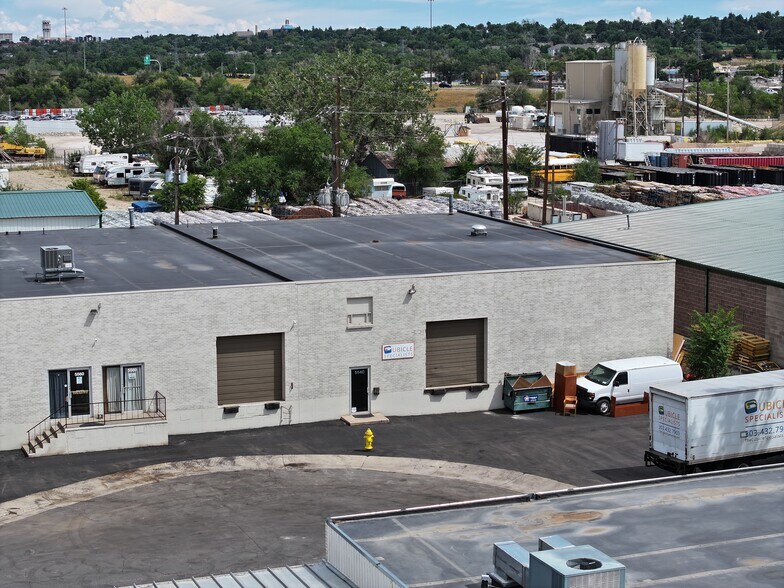 More Photos Of 5540-5564 Gray St, Arvada Warehouse For Sale