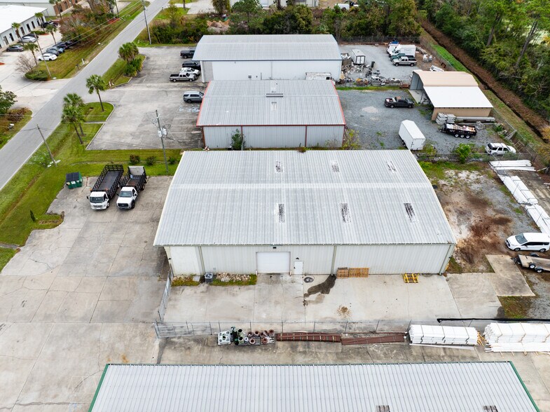 More Photos Of 114 Newman Dr, Brunswick Warehouse For Sale
