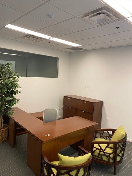 More Photos Of 1100 Old Ellis Rd, Roswell Loft Creative Space For Lease