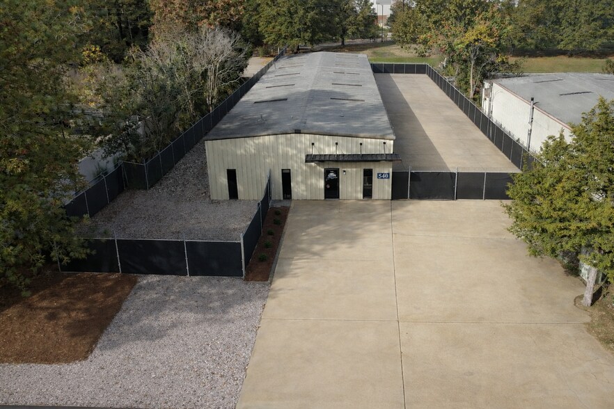 Primary Photo Of 540 Dynamic Dr, Garner Warehouse For Lease