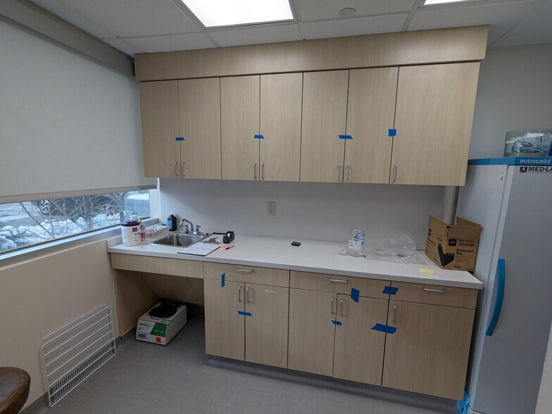 More Photos Of 775 Park Ave, Huntington Medical For Lease