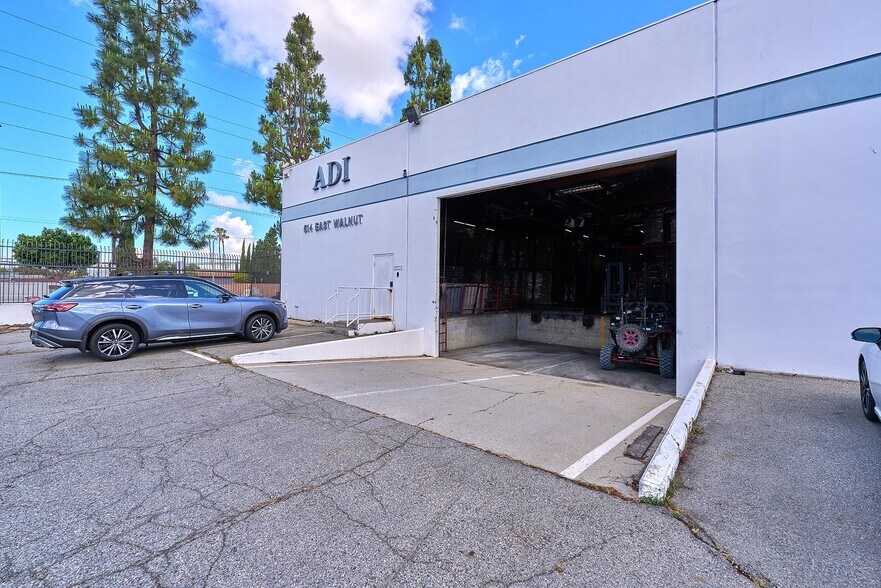 More Photos Of 614 E Walnut St, Carson Warehouse For Sale
