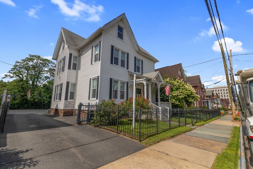 More Photos Of , Hartford Office For Sale