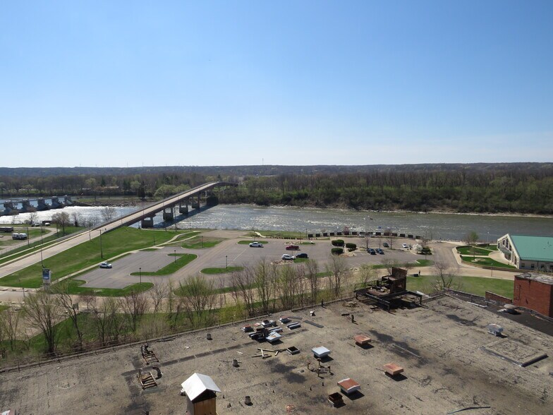 More Photos Of 224 Main St, Marseilles Industrial For Sale