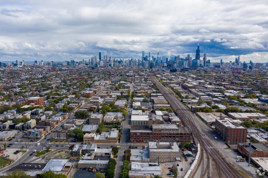 More Photos Of 410 N Western Ave, Chicago Warehouse For Lease