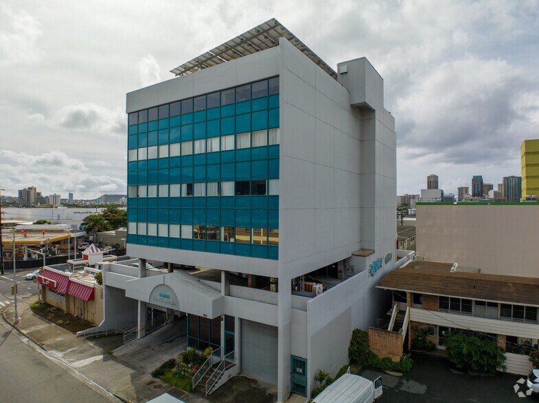 More Photos Of 1950 Young St, Honolulu Office For Lease