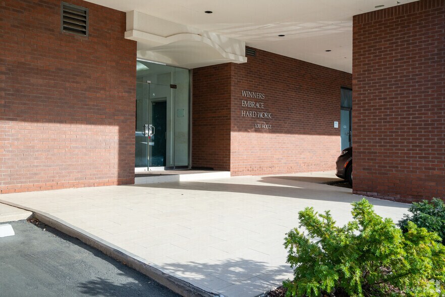 More Photos Of 10505 Judicial Dr, Fairfax Office For Lease