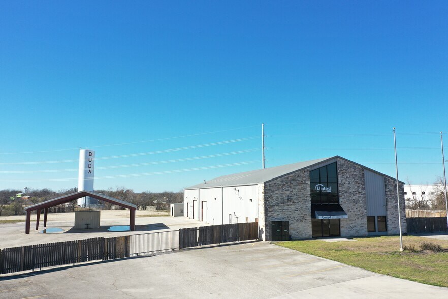 More Photos Of 168 Park 35 Cv N, Buda Warehouse For Lease