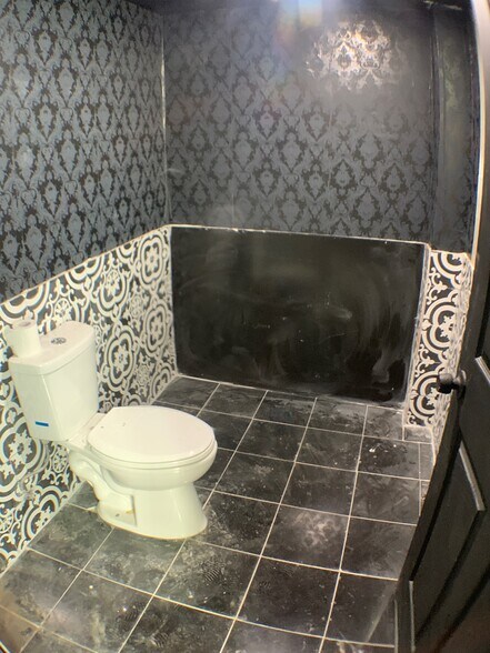 More Photos Of 208 Rogers Ave, Brooklyn Storefront Retail Residential For Lease