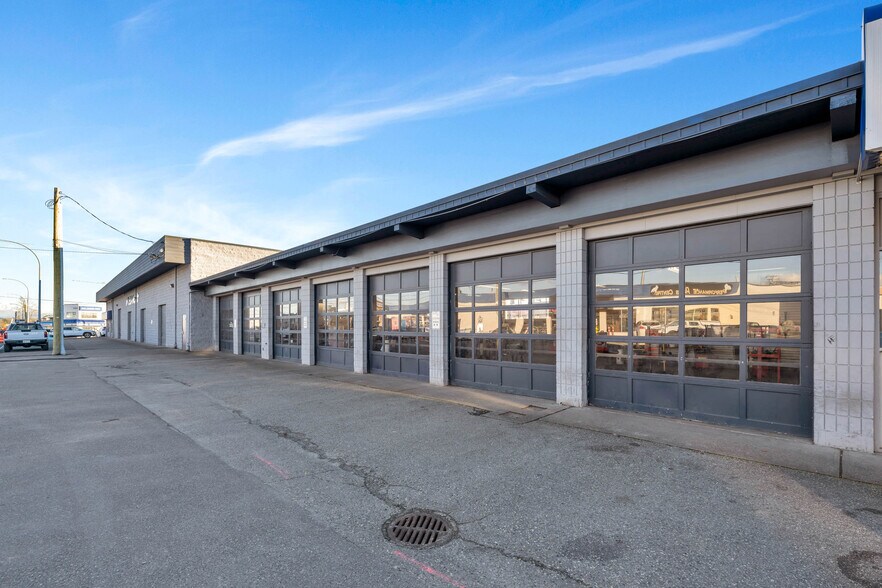More Photos Of 20010 Industrial Av, Langley Warehouse For Sale