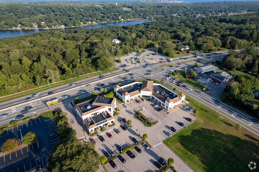 More Photos Of 3045 Tower Hill Rd, South Kingstown Unknown For Lease