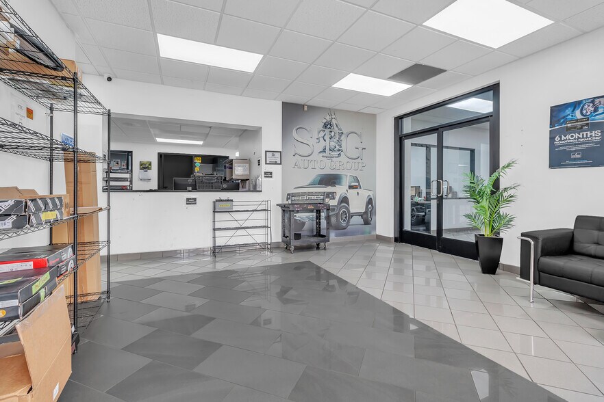 More Photos Of 10325 Central Ave, Montclair Auto Dealership For Lease