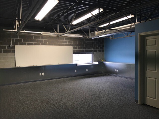 More Photos Of 30 Cutler Dr, North Salt Lake Light Distribution For Sale