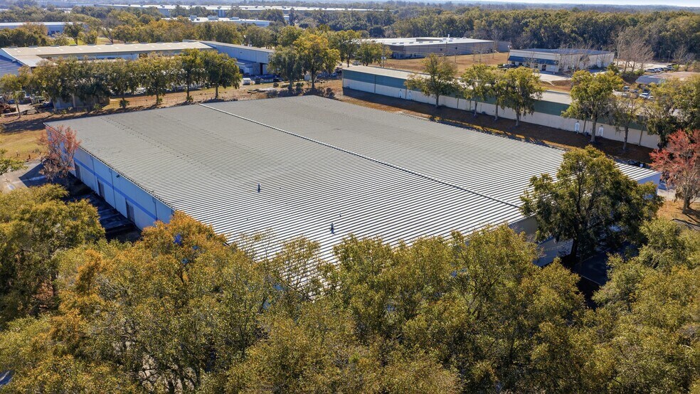More Photos Of 451 SW 57th Ave, Ocala Distribution For Lease
