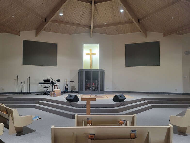 More Photos Of 1861 Church Rd, McGregor Specialty For Sale