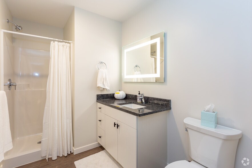 More Photos Of 122 Oakes St SW, Grand Rapids Multifamily For Sale