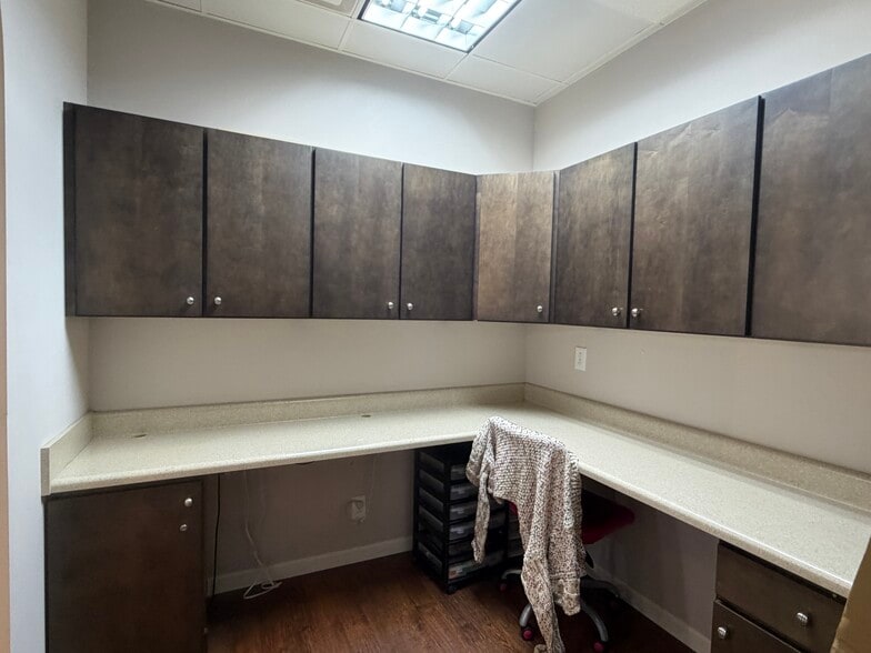 More Photos Of 4811 Trousdale Dr, Nashville Freestanding For Lease