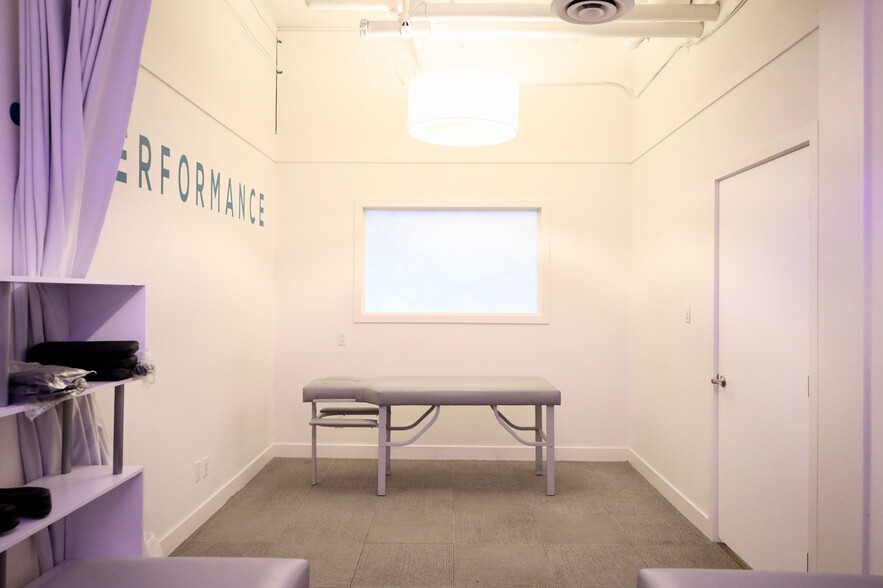 More Photos Of 1108 Richards St, Vancouver Apartments For Lease