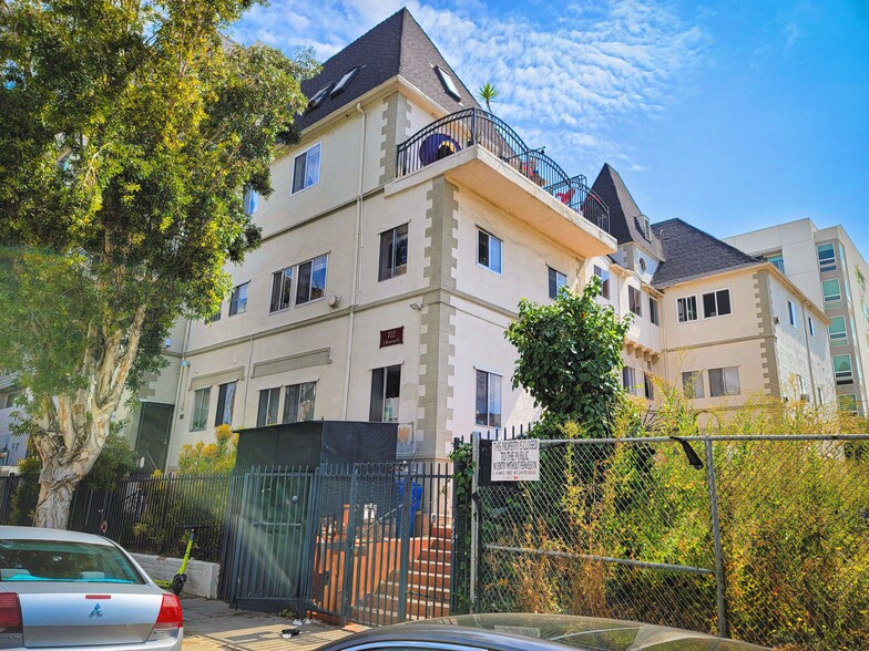 More Photos Of 722 S Manhattan Pl, Los Angeles Apartments For Sale