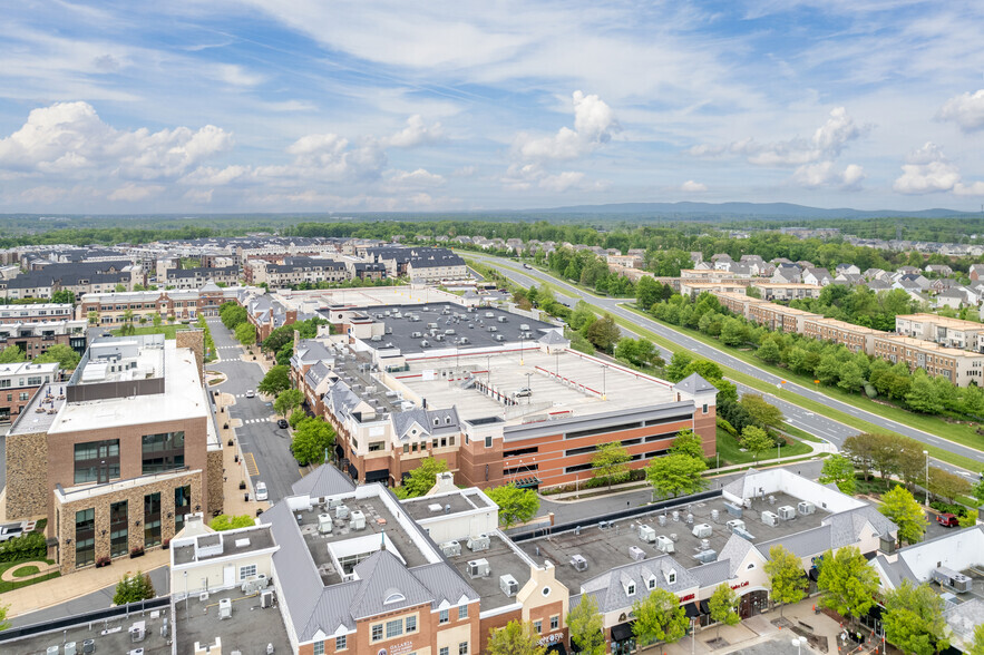 More Photos Of 42385-42395 Ryan Rd, Brambleton Unknown For Lease