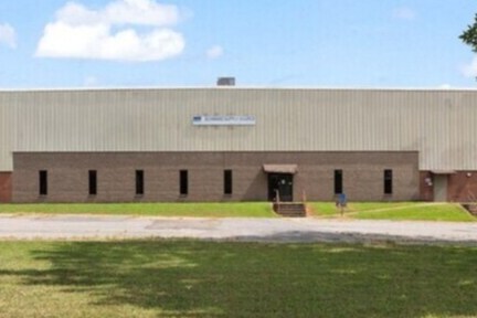 Primary Photo Of 479 Swanson Dr, Dresden Manufacturing For Lease