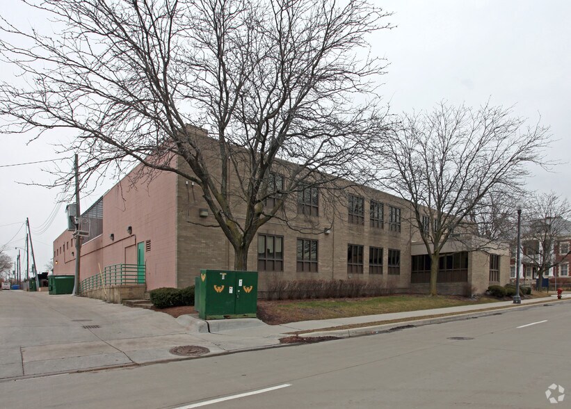 Primary Photo Of 3500 John R St, Detroit Rehabilitation Center For Sale