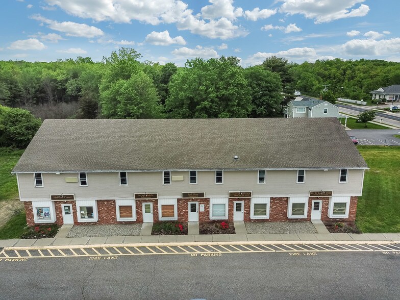 More Photos Of 41-61 Main St, Hebron Restaurant For Lease