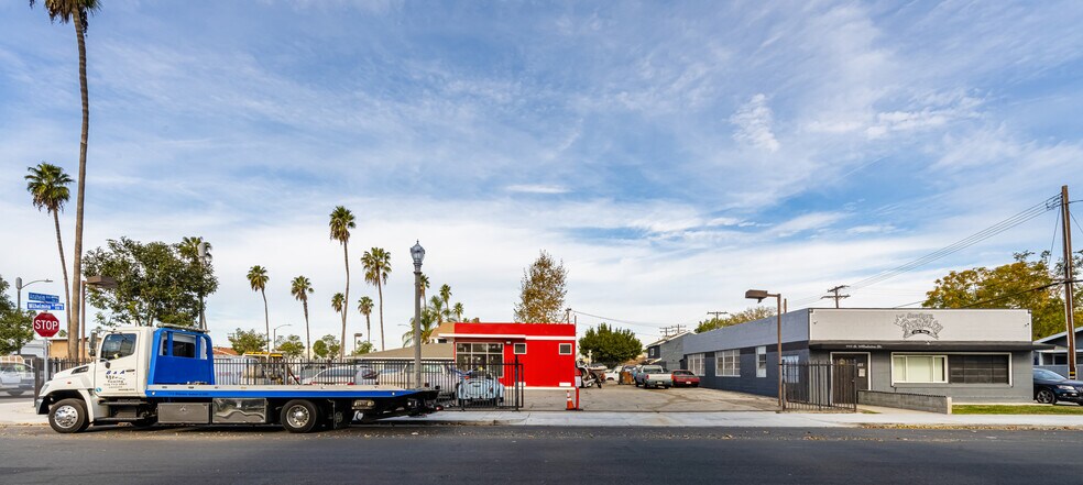 More Photos Of 700 N Anaheim Blvd, Anaheim General Retail For Sale