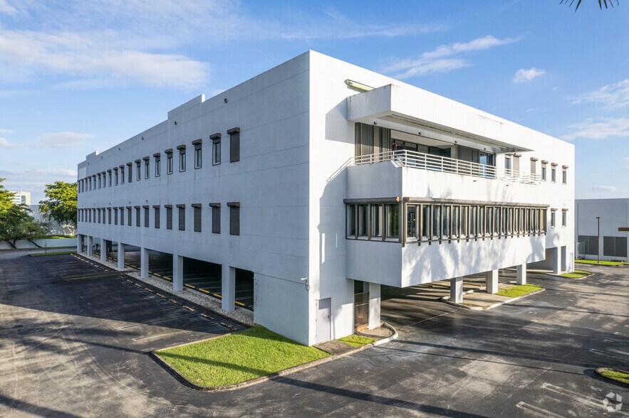 Primary Photo Of 2300 NW 89th Pl, Miami Industrial For Lease