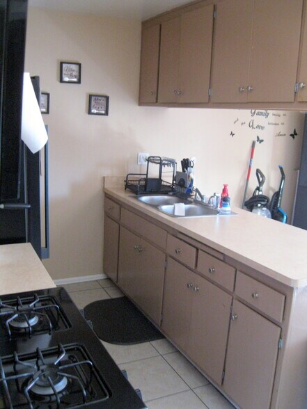 More Photos Of 173 W Cascade Dr, Rialto Manufactured Housing Mobile Home Park For Sale