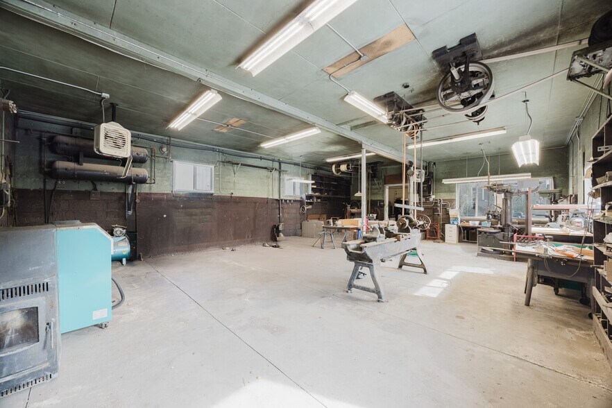 More Photos Of 755 W Silver St, Elko Contractor Storage Yard For Lease