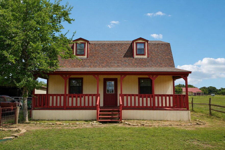 More Photos Of 10207 E Hwy 290, Fredericksburg Freestanding For Sale