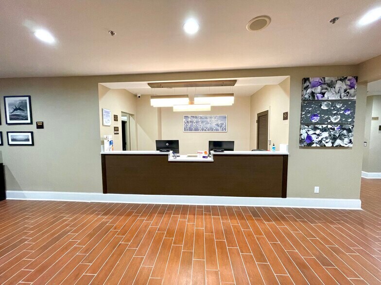 More Photos Of 4577 E Highway 20, Niceville Hotel For Sale