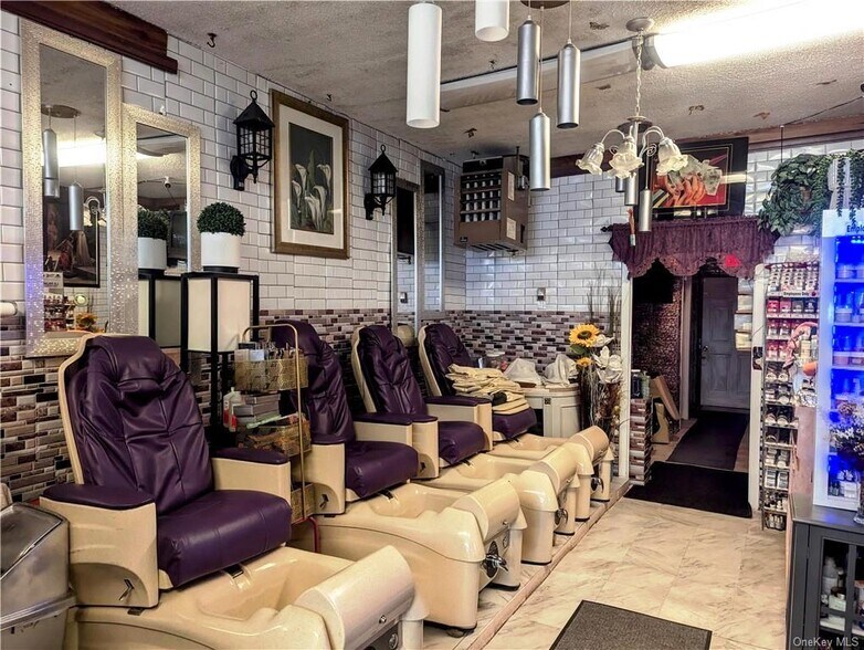 More Photos Of 485 Broadway, Monticello Storefront For Sale