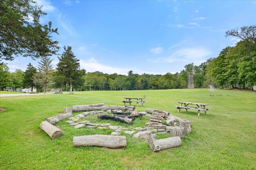 More Photos Of 64 White Dr, Milan Specialty For Sale