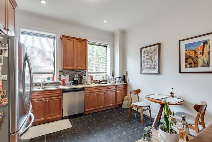 More Photos Of 434 Clermont Ave, Brooklyn Apartments For Sale