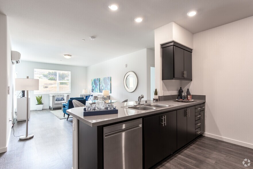 More Photos Of 29213 Mission Blvd, Hayward Apartments For Lease