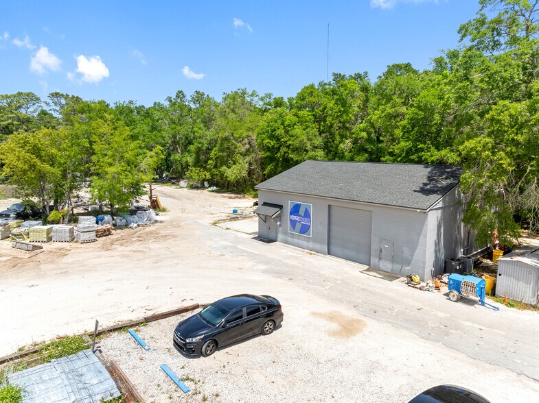 More Photos Of 16299 Cortez Blvd, Brooksville Service For Sale