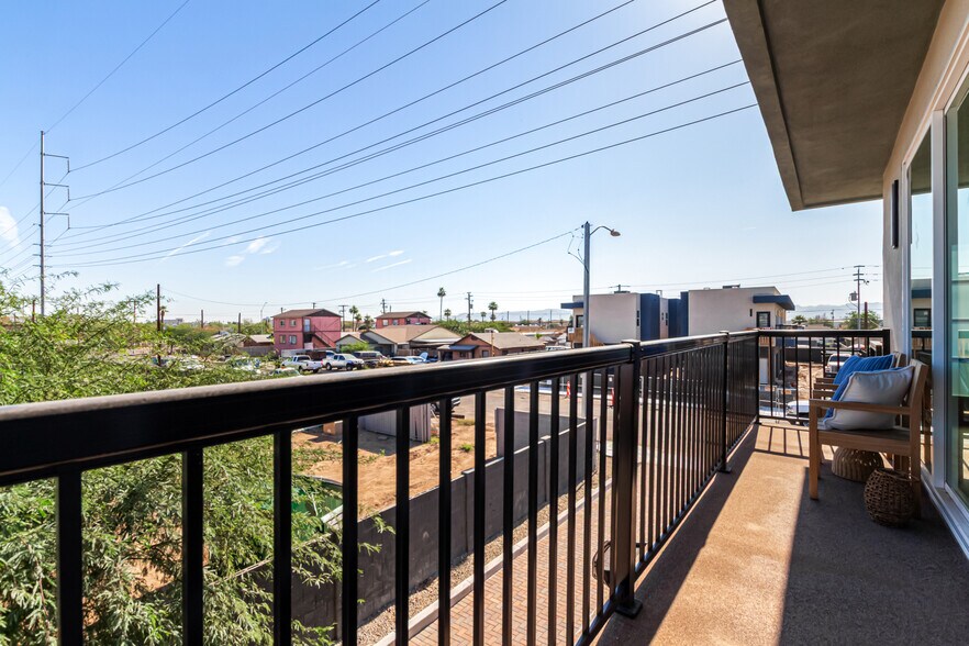 More Photos Of 1728 W Sherman St, Phoenix Multifamily For Sale