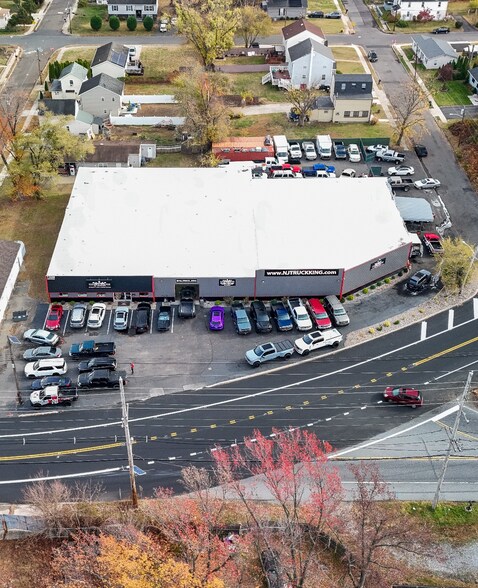 More Photos Of 1229 Broadway Ave, Deptford Warehouse For Sale