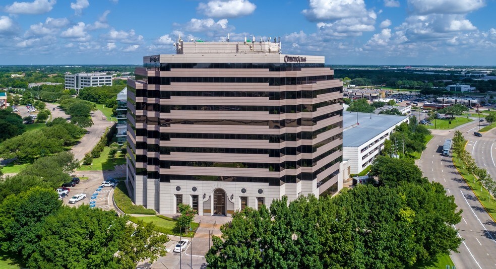 More Photos Of 1 Sugar Creek Center Blvd, Sugar Land Office For Lease