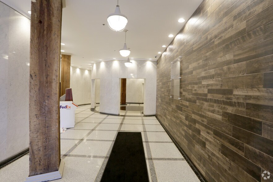 More Photos Of 343 W Erie St, Chicago Office For Lease