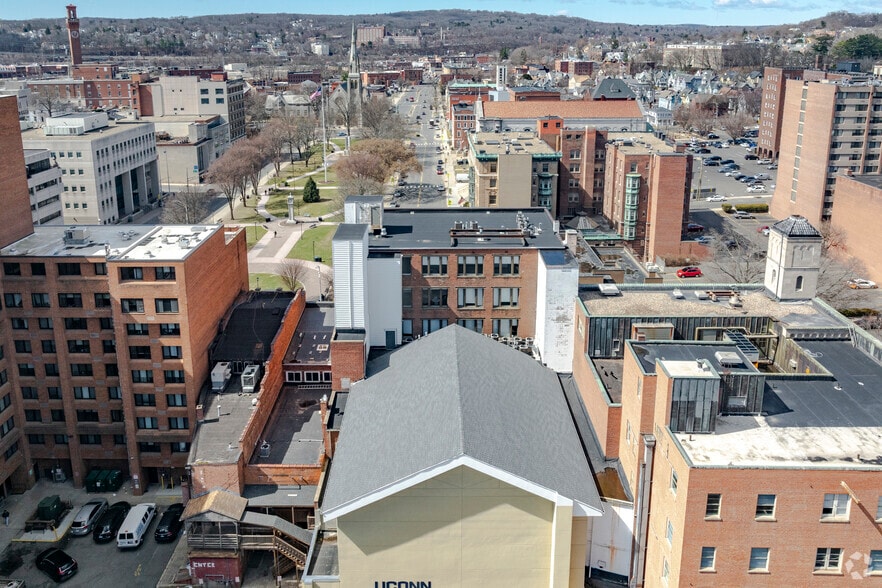 More Photos Of 34-58 N Main St, Waterbury Office For Sale