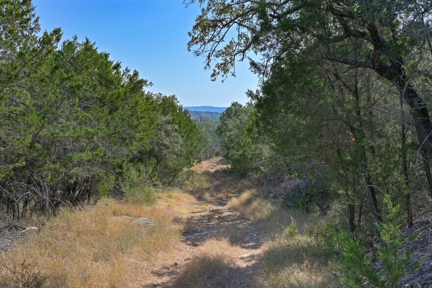 More Photos Of 1033 Flying X Rd, Spicewood Land For Sale
